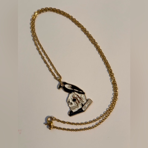 Gothic Skull Necklace Gold Tone Halloween Style Day of the Dead - Picture 3 of 6